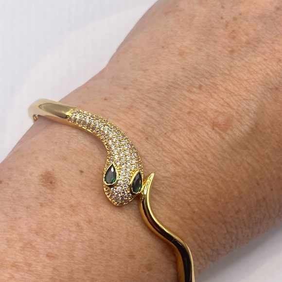 COPY - Vintage Crystal gold filled Snake Serpent bracelet - Picture 5 of 6